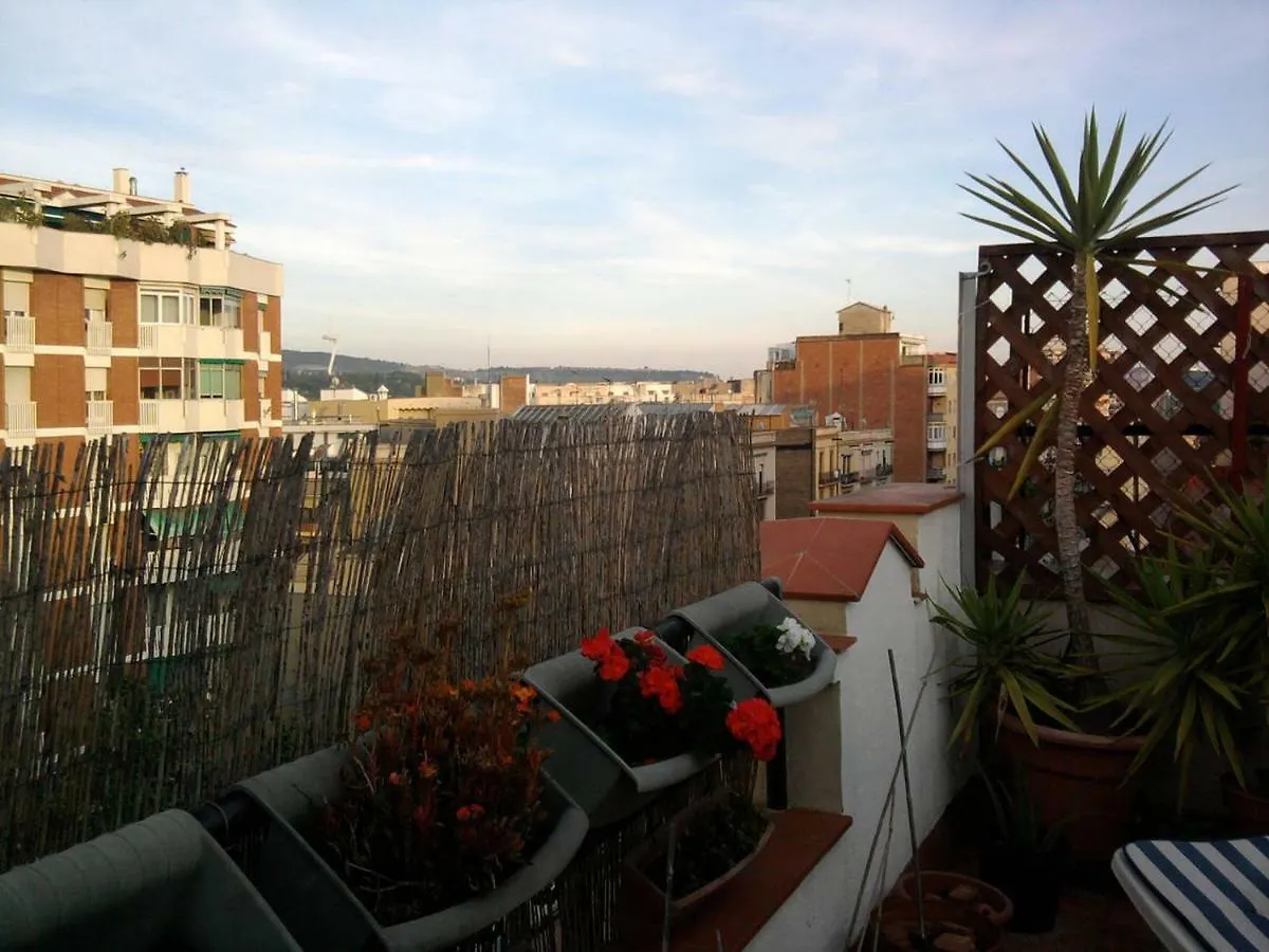 Homestay Mireia'S Apartment Barcelona
